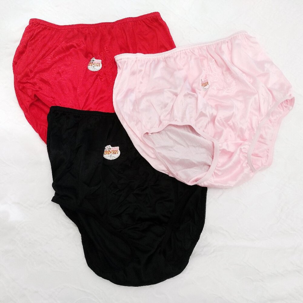 Three Pretty Panties for Spicey